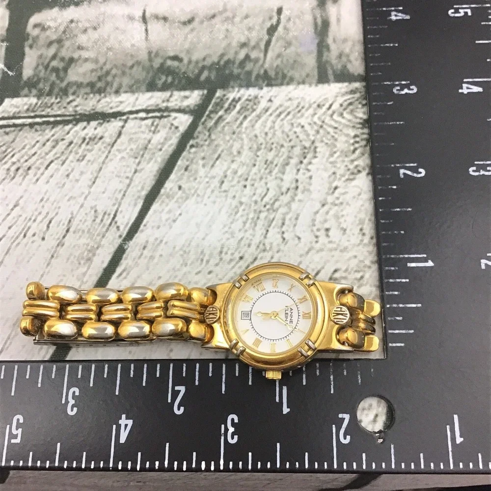 Vintage Anne Klein II Quartz Ladies Date Watch Gold-Tone Linked‎ Band